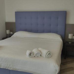 La Perla Del Tirreno Guest House